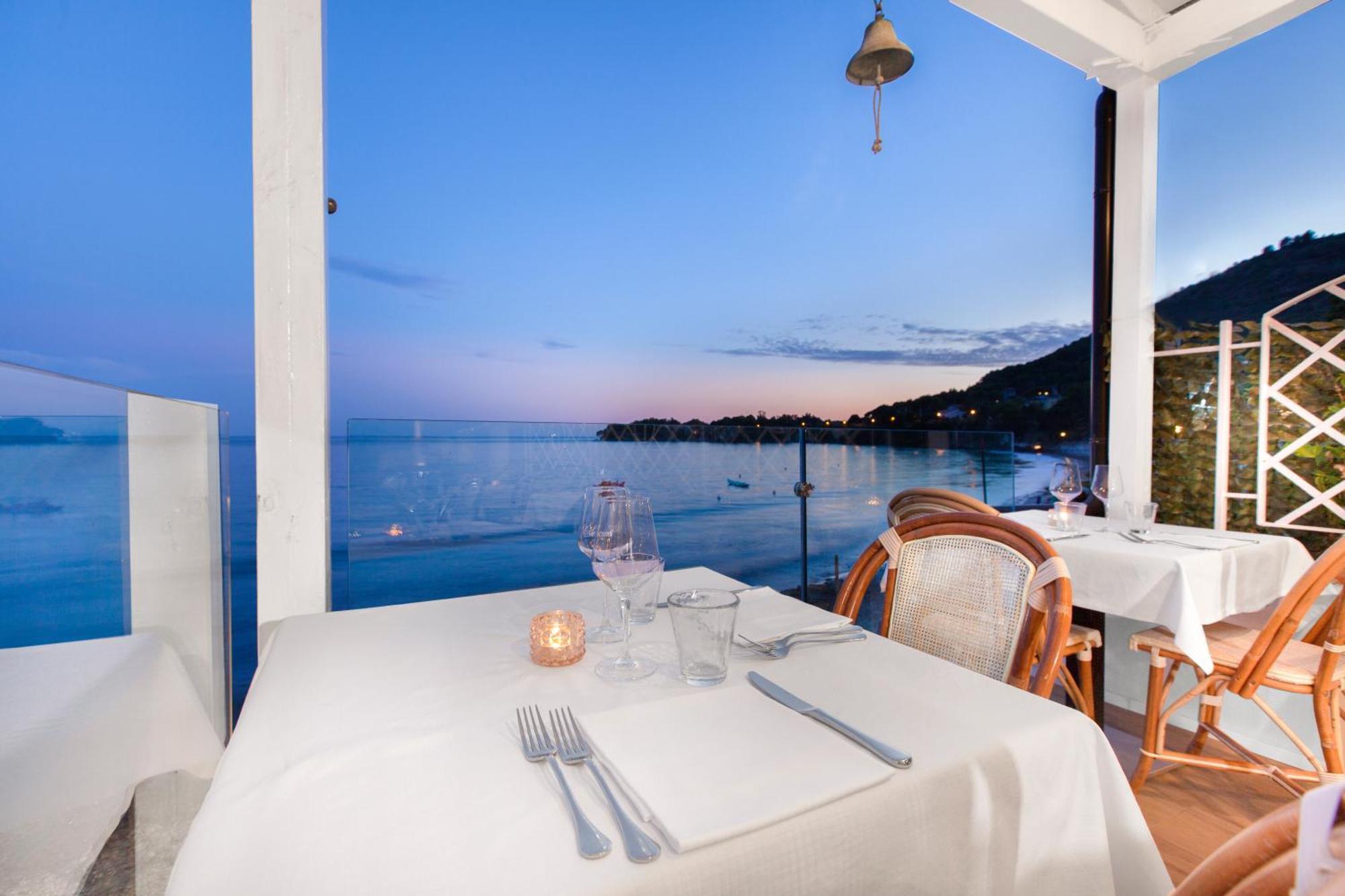 Il Cefalo Hotel & Restaurant Castellabate Exterior photo